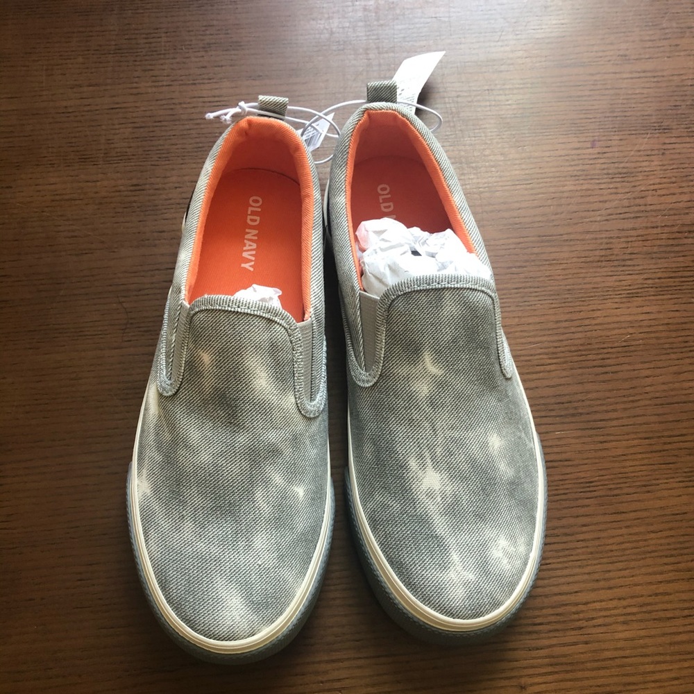 OLD NAVY slip ons